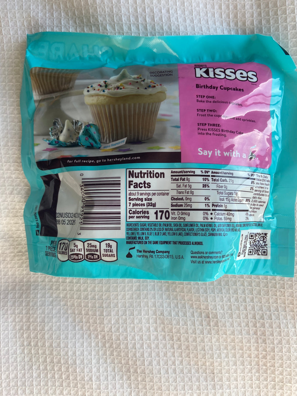 Hersheys Kisses Birthday cake flavour 10oz