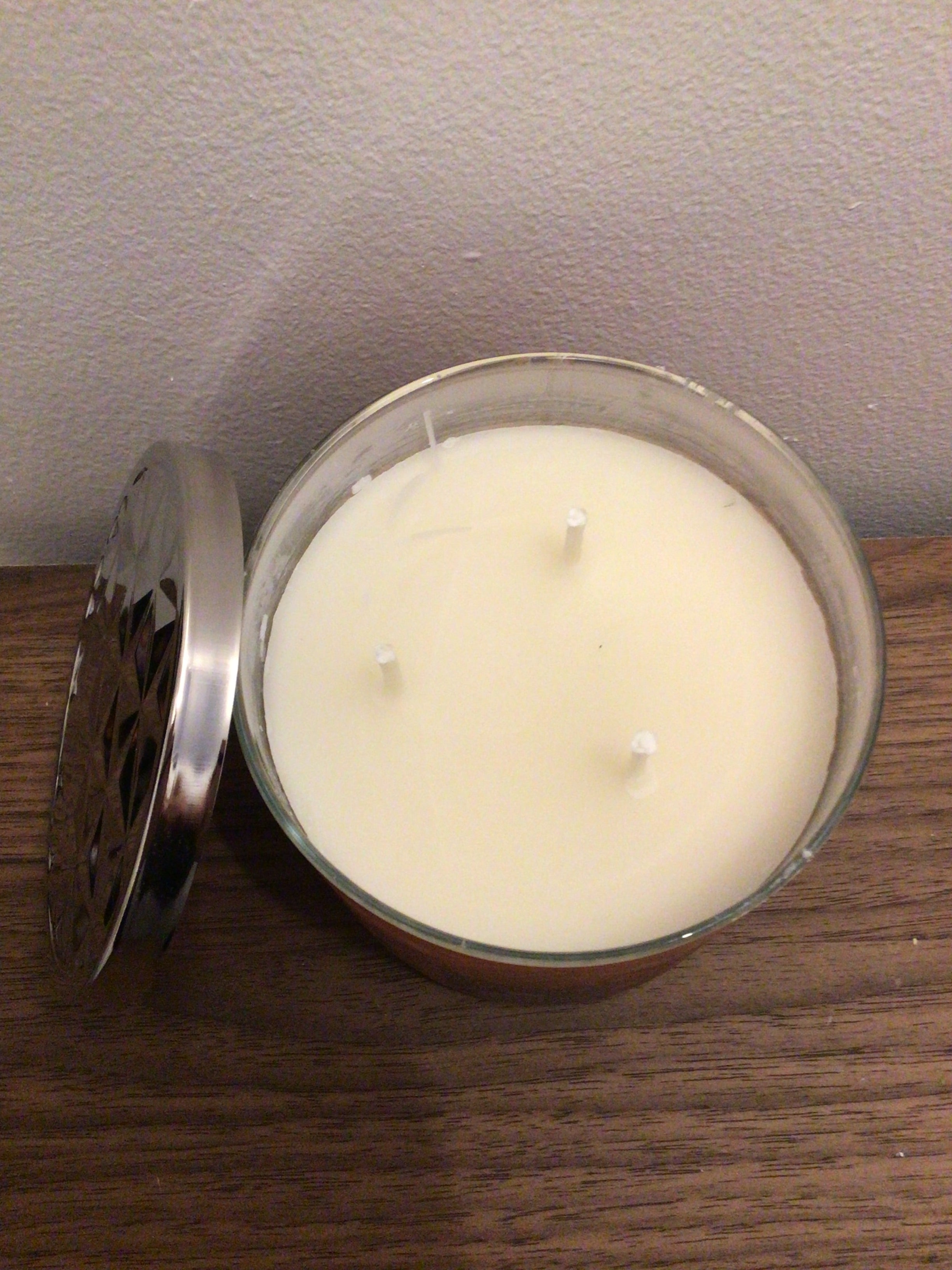 Bath & body works sweet cinnamon pumpkin 3 wick candle