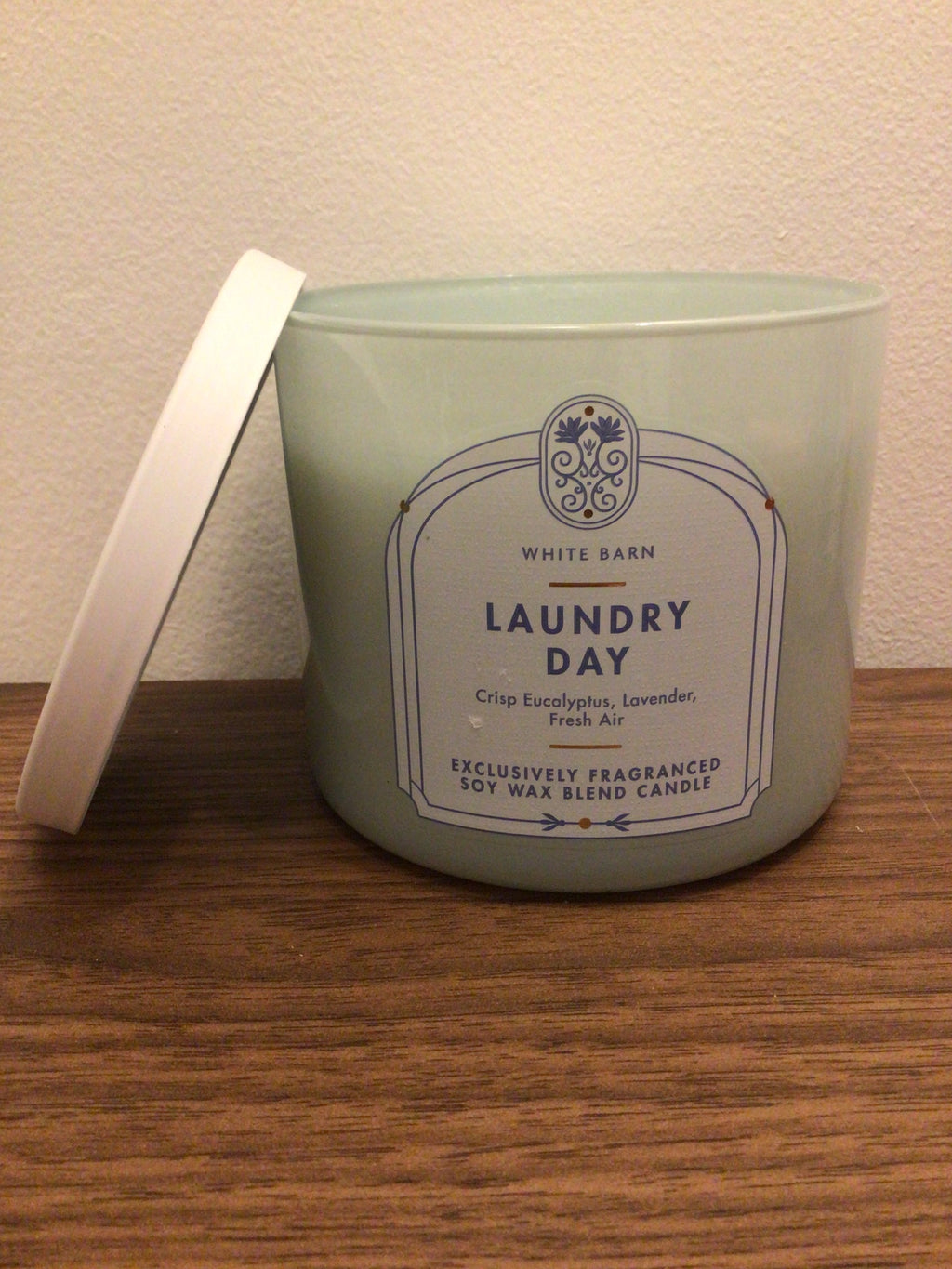 Bath & Body Works Laundry Day 3 wick candle