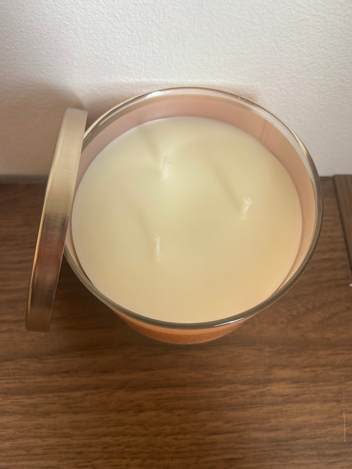 Bath & body works cinnamon sugar coffee cake 3 wick candle