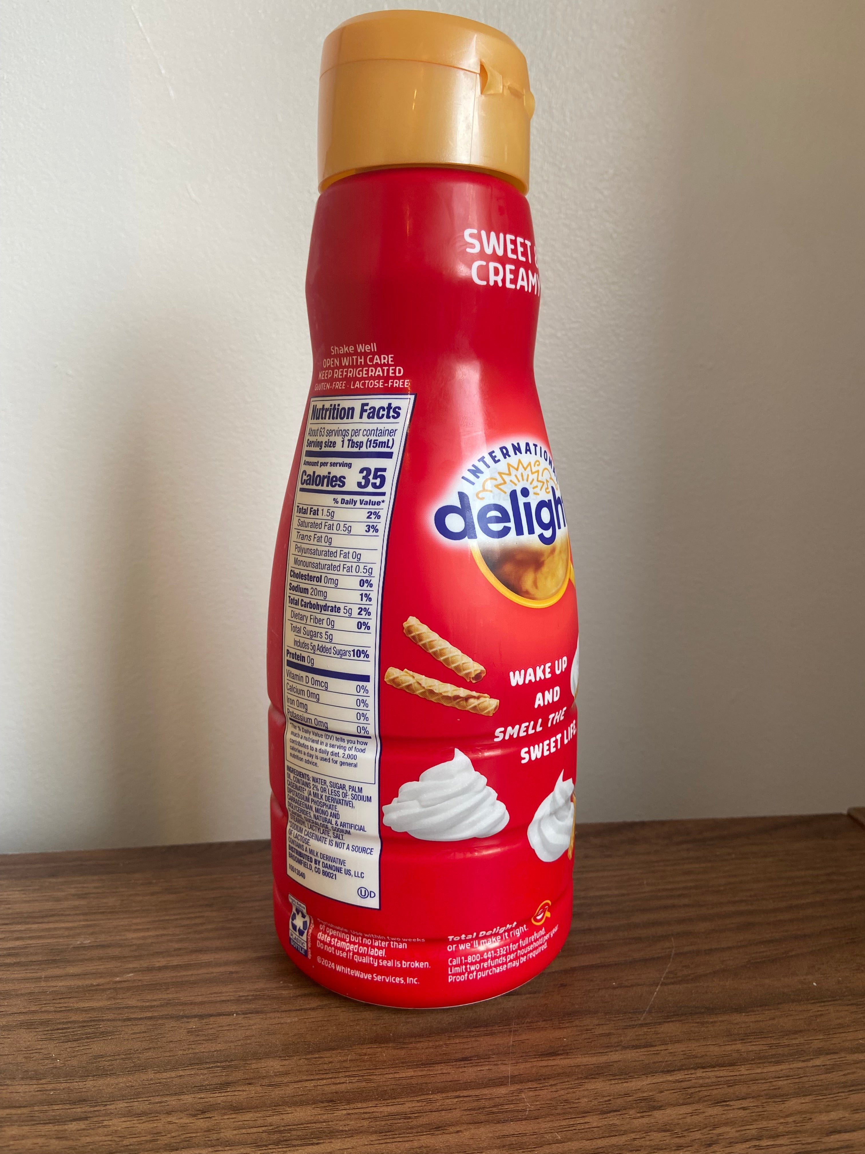 International Delight Sweet and creamy coffee creamer