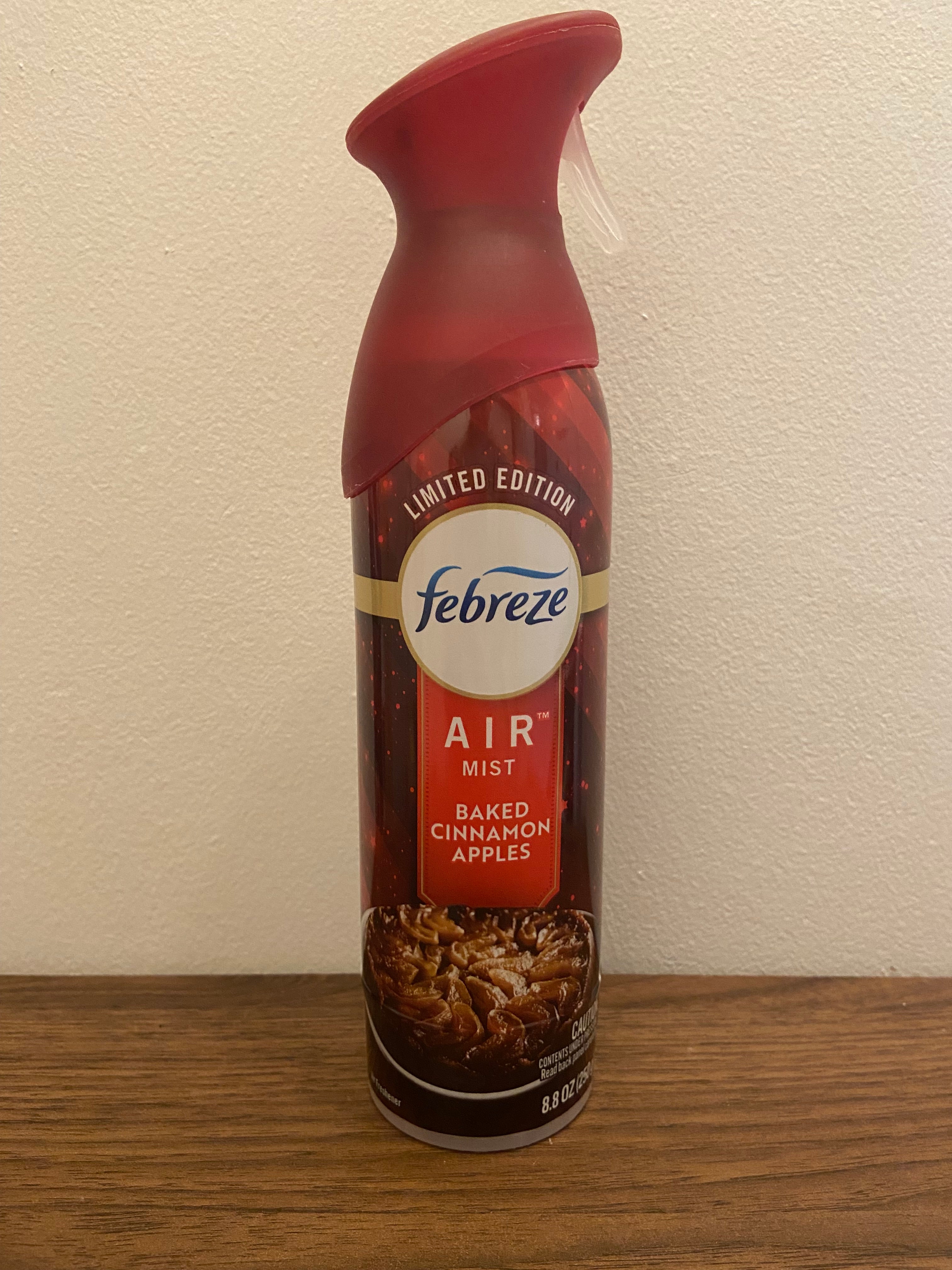 Febreze Baked cinnamon apples air freshener
