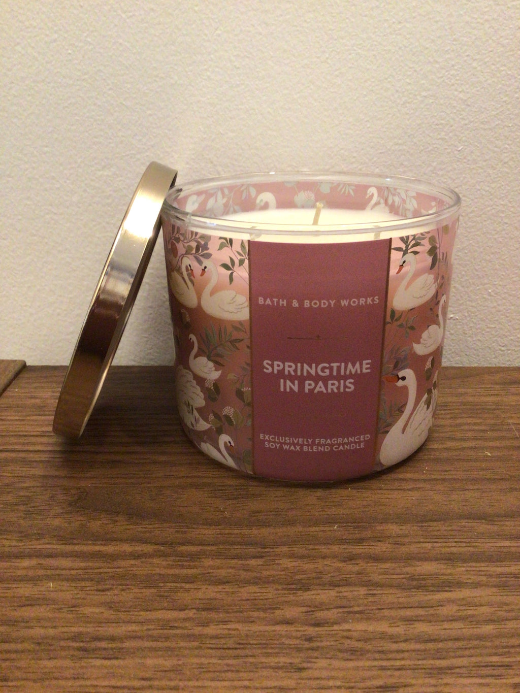 Bath & Body Works Springtime in Paris 3 wick candle