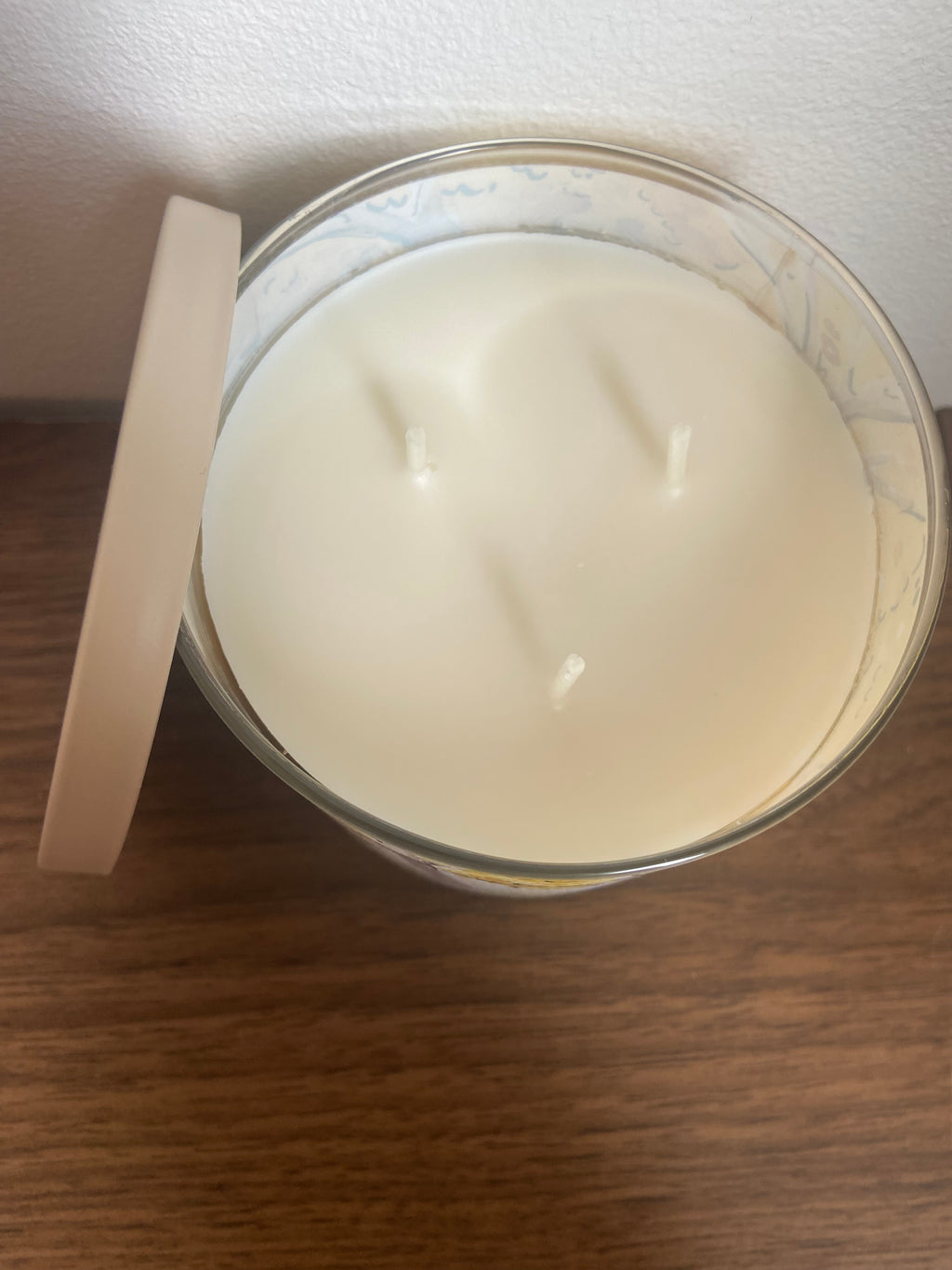 Bath & body works football season 3 wick candle