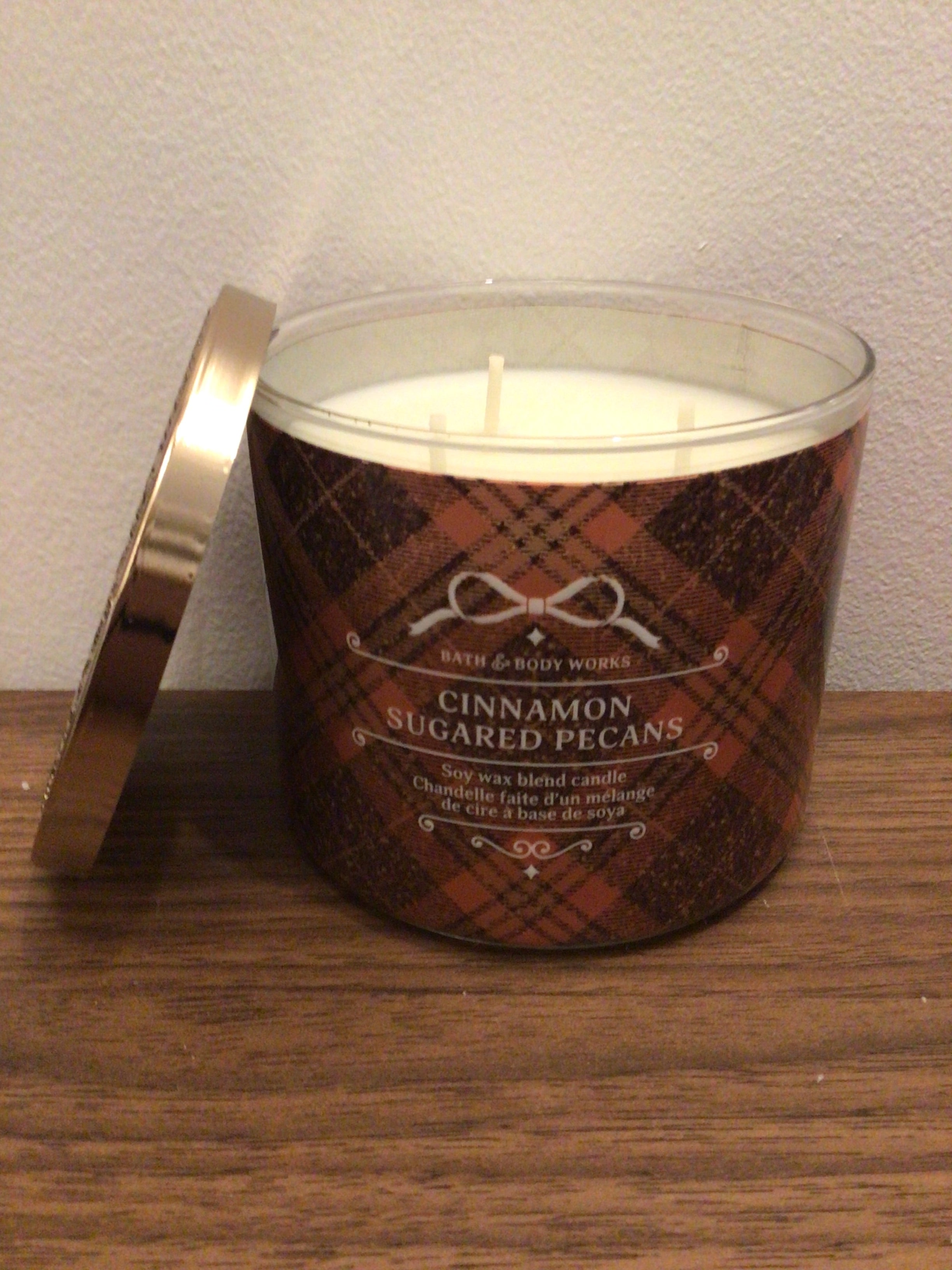 Bath & Body works Cinnamon sugared pecans 3 wick candle